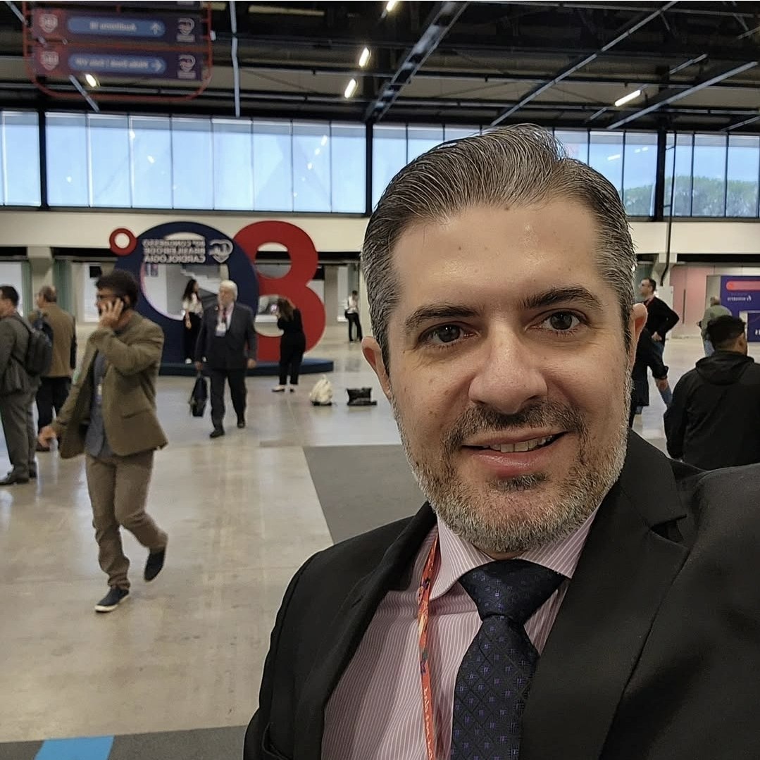 Dr. Luiz Benittez, cardiologista intervencionista, no Congresso Brasileiro de Cardiologia
