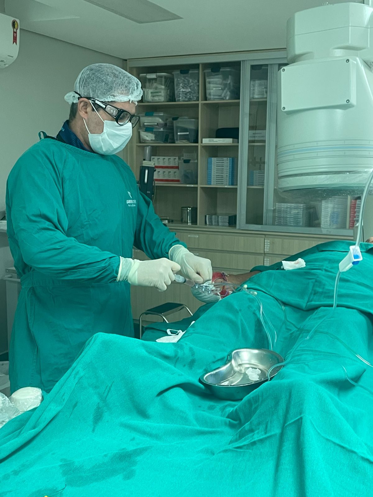 Acesso radial - Dr. Luiz Benittez, cardiologista intervencionista em Rondônia